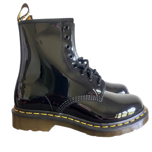 Dr. Martens 1460 Black Patent Women's Lace Up Boot Size 8 #B1683
